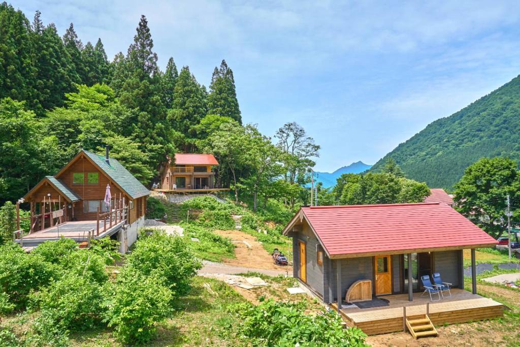 Yuzawa House | ペルセウス座流星群の体験 Villa Dottaru 土樽の自然に囲まれた大人の秘密基地