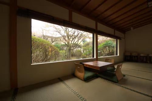 Gora House | 箱根 上強羅 温泉源泉かけ流し 独り占めできる 広々古民家 駅徒歩 貸切別荘