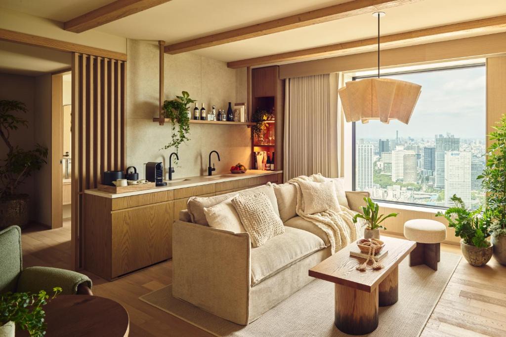Akasaka Hotel | 1 Hotel Tokyo