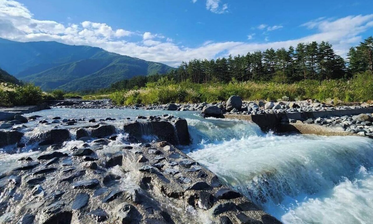 Iimori House | 2 min to Hakuba47 Cozy Riverside Log CabinBBQ/Bei'an Tan County Nagano