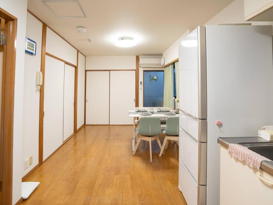 Sakura Apartment | 402号室貸切！2DK/京成佐倉駅徒歩3分・電車成田空港20分/2部屋/厨房/風呂/畳/家具綺麗！