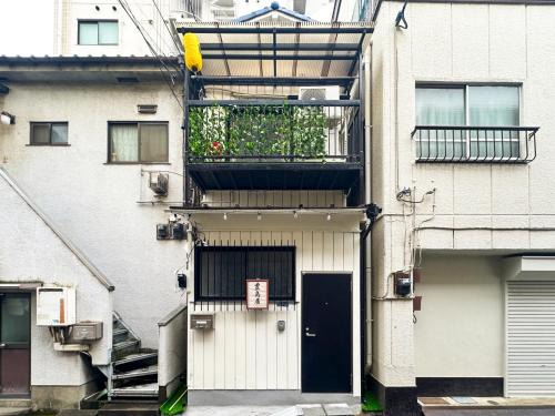 Kita Villa | 7時IN19時OUT相談可 # 池袋王子赤羽駅送迎無料 # ヴィラ一軒家貸切# 駅近8分# 最大6名# 7 00 IN19 00 OUT upon request# Free pick-up at Ikebukuro, Oji, and Akabane Stations # Whole house rental