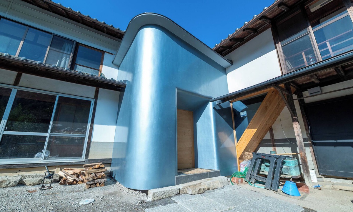 Aoki House | A one-bedroom inn where you can stay in a space away from the city and stay in art.