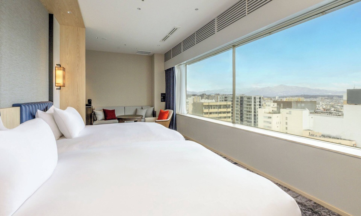 Akita Hotel | ANA Crowne Plaza Akita by IHG