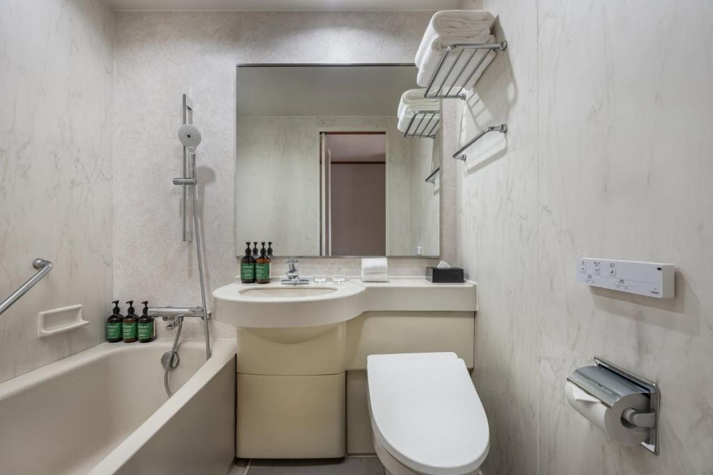 Chiryu Hotel | ANA Crowne Plaza Chiryu by IHG