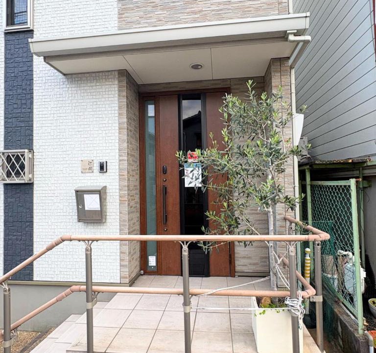 Konohana Apartment | "Crossroads#22" Perfect Base for Families - 3Bedrooms, 2 Baths, Free Parking , Near USJ & Namba