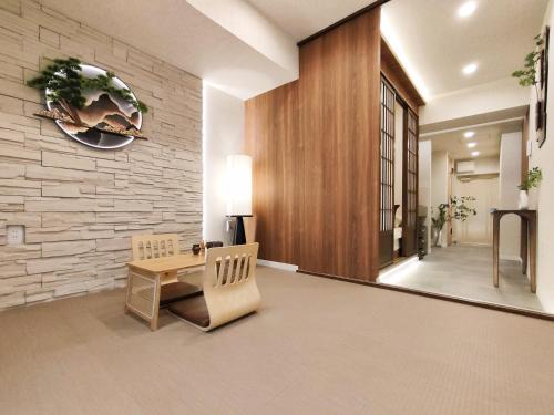 Takadanobaba Apartment | D6 Shinjuku JR St 8 mins 2 bedrooms and 1 living room Max 5P Direct to Shinjuku Ueno Ginza Shibuya Ikebukuro Yoyogi Shinagawa 新宿区 高田马场车站8分钟 两室一厅 最大5人