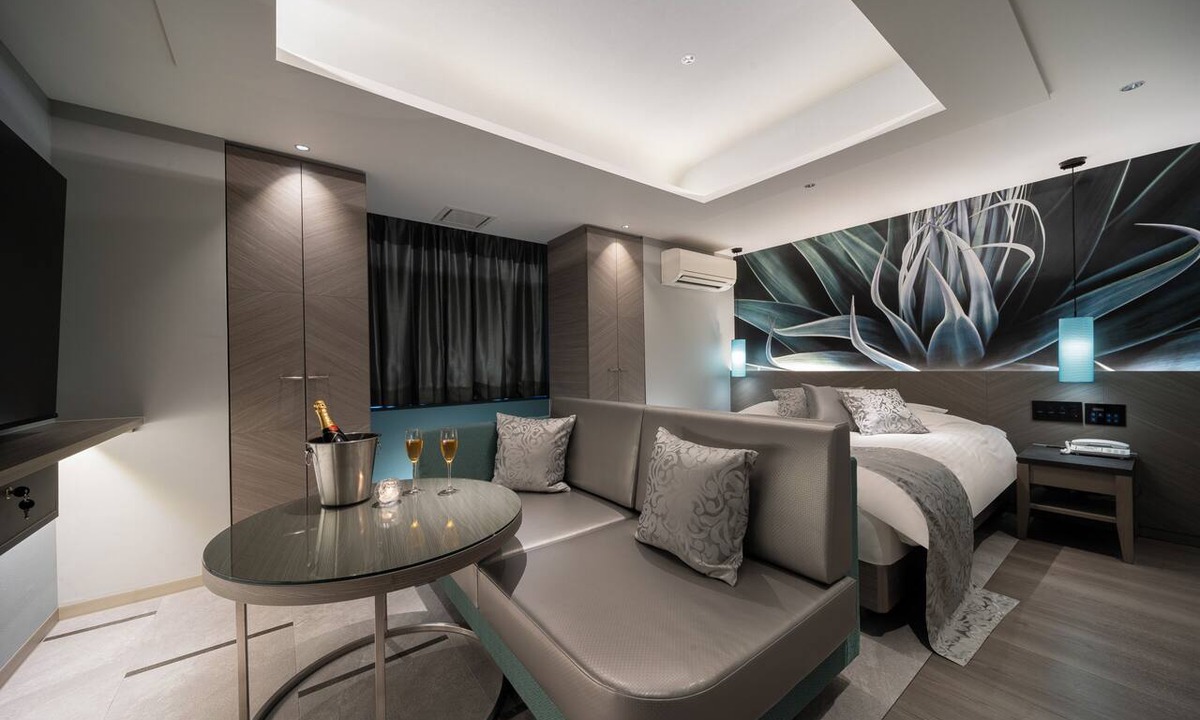 Himeji Hotel | HOTEL AO - Adults Only