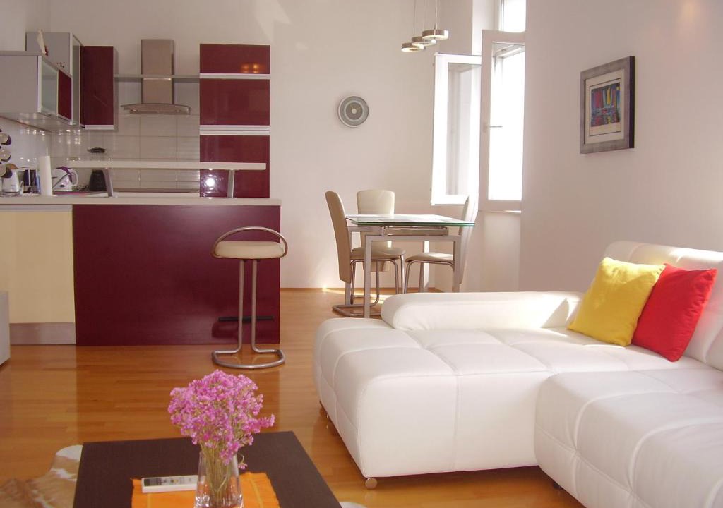 Split Apartment | J&M Centar Split