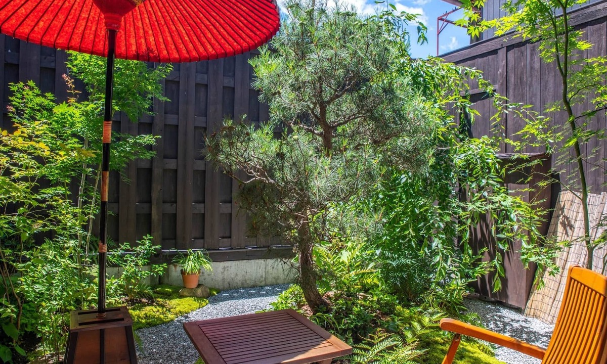 Old Town House | Living in Takayama City A blend of traditional architecture and a modern interior garden entire ho/Takayama Gifu