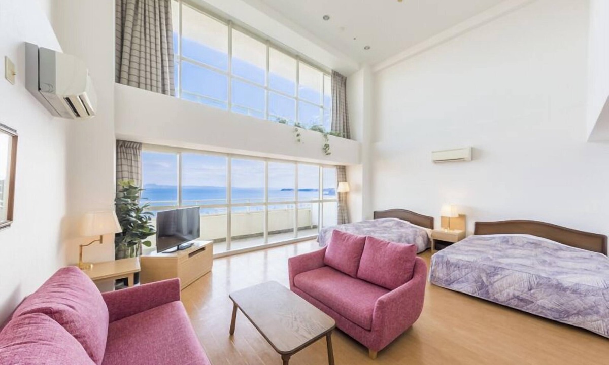 Miura Hotel | Maholova Minds Miura