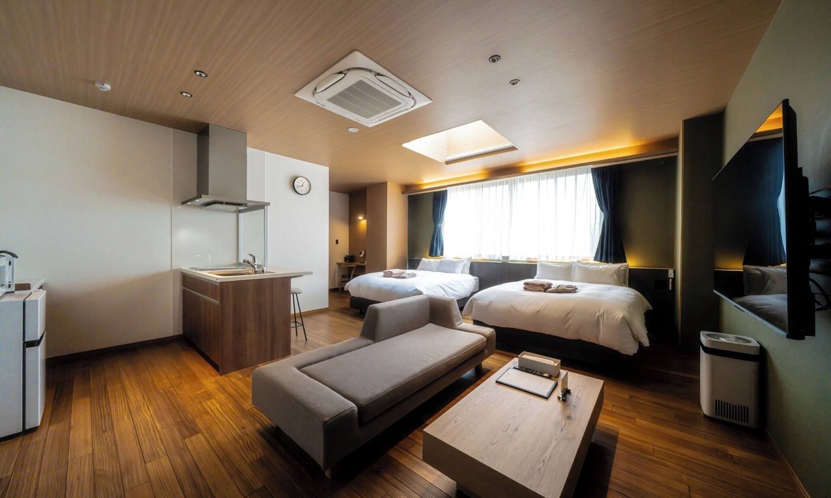 Hatsukaichi Hotel | NonSmoking Spacious FamilyFriendly Twin Room 2nd Floor 42m2 M202/Hatsukaichi Hiroshima