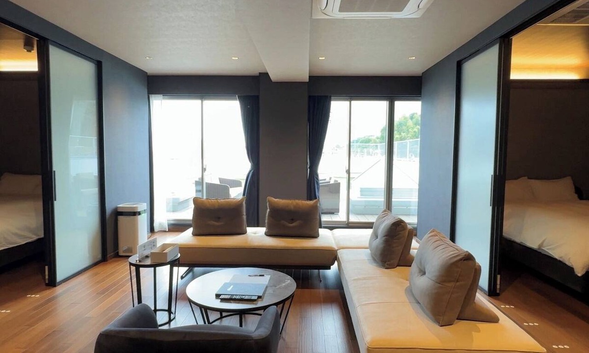 Hatsukaichi Hotel | NonSmoking Special room on the top floor with a private balcony Perfect for special occasions/Hatsukaichi Hiroshima