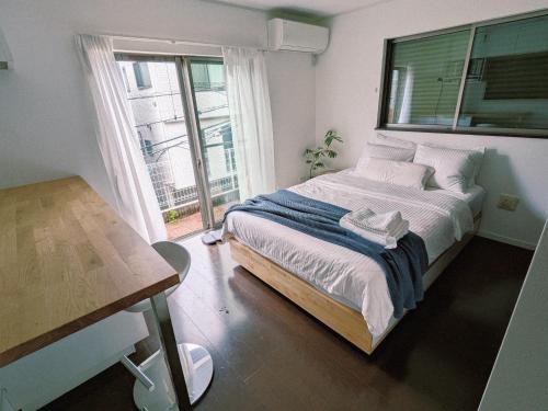Kanagawa House | Private room with mini-kitchen, gym, patio