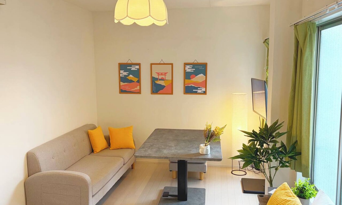 Higashishinkoiwa Apartment | Renovated 2K apartment | 4-minute walk from JR Shin-Koiwa Station | Accommodates up to 4 guests | Direct access to Akihabara, Tokyo in 13 minutes