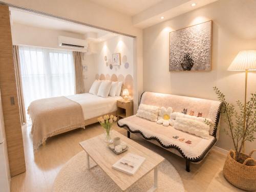 Dotonbori Apartment | Rest House Niponbashi 憩Central downtown 1min fm station, 2mins walk to Kuromon Market,Dotombori, upto 3ppl
