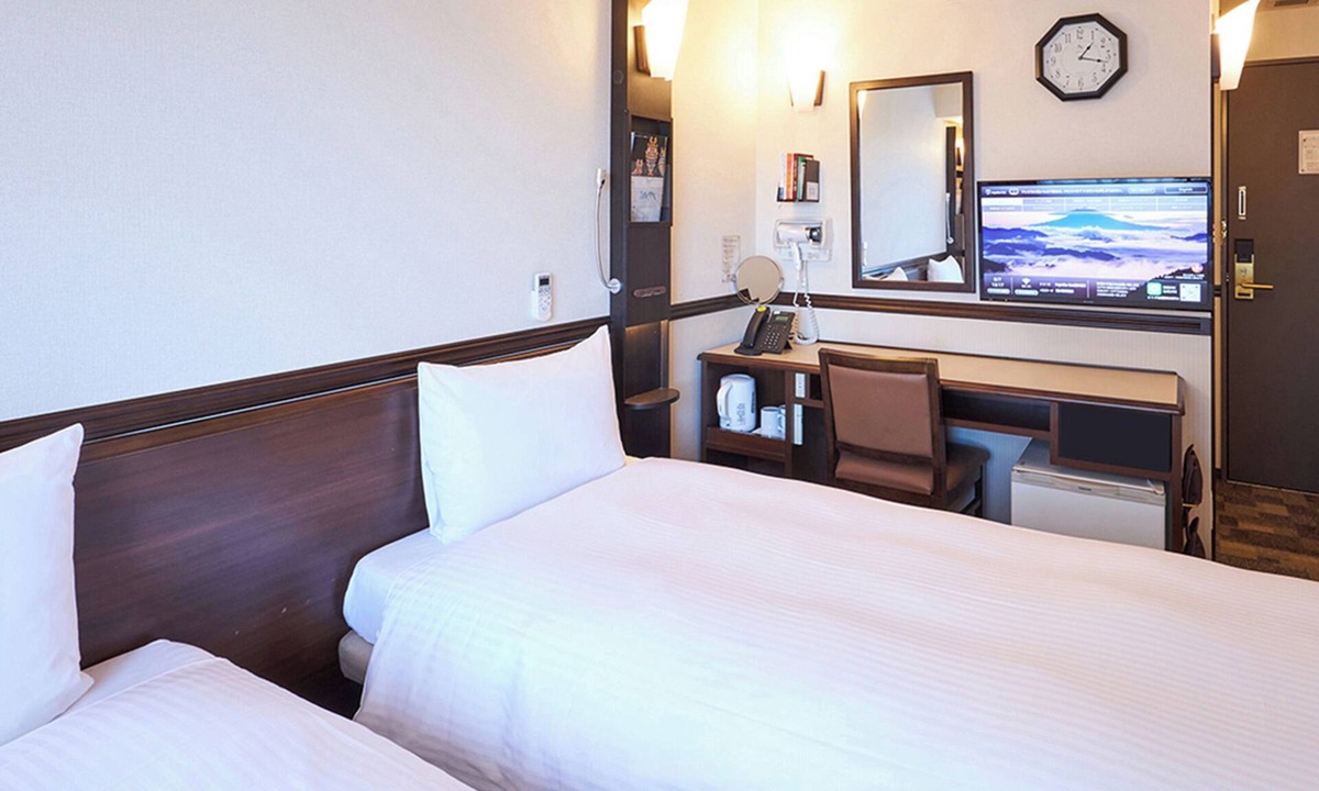 Chuo Hotel | Toyoko Inn Tokyo Nihombashi Zeimusho Mae