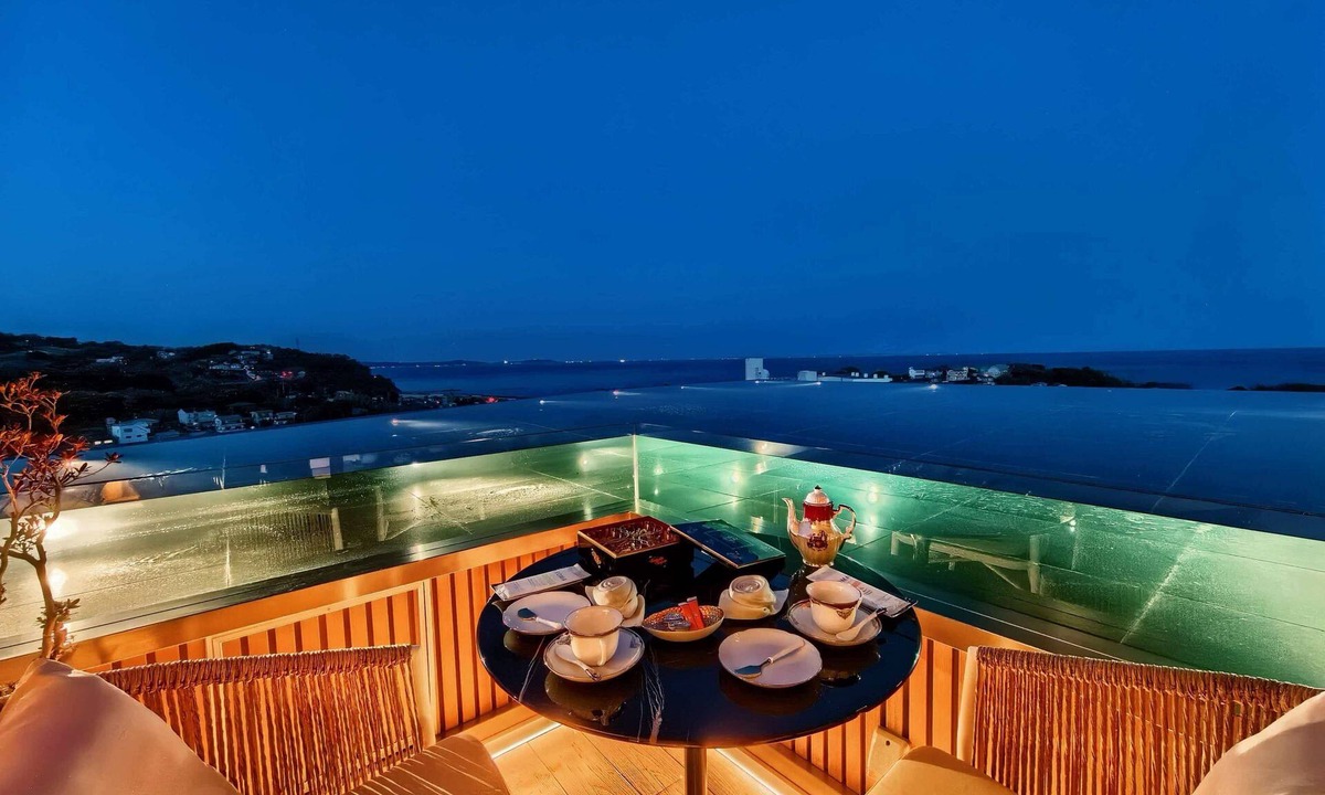 Manazuru Hotel | Tsuruyoshikawa onsen hotel