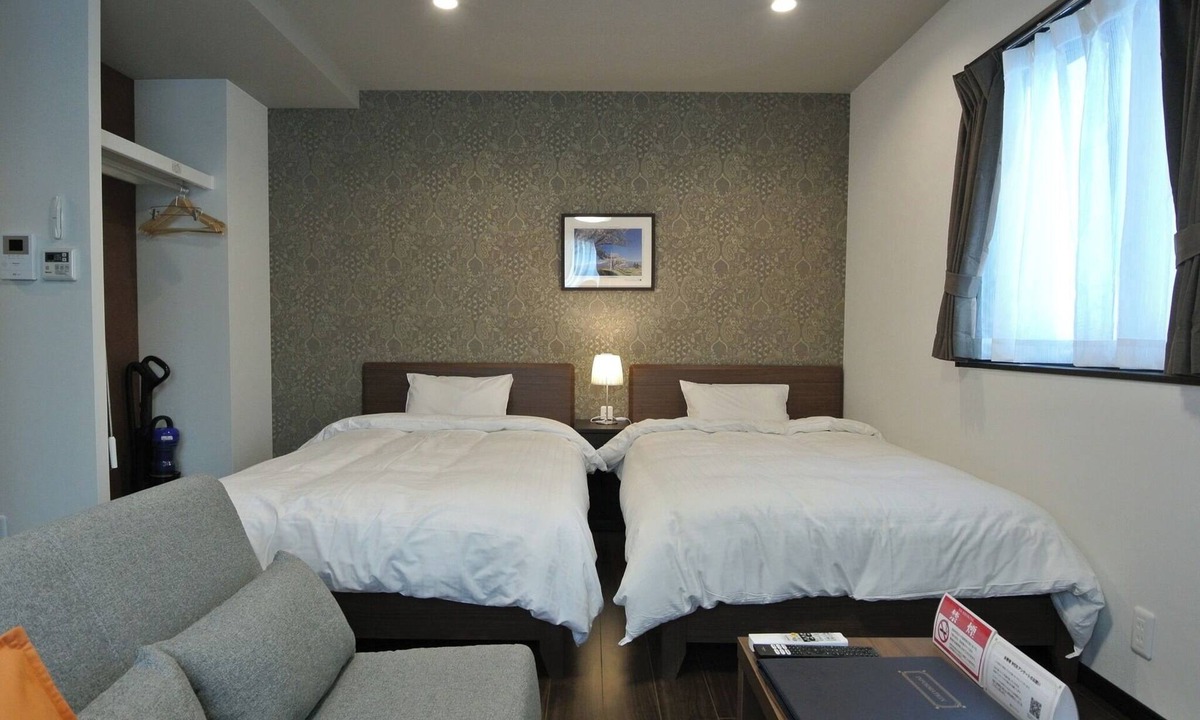 Kamiina-gun Hotel | Twin Room Nonsmoking w Parking 7 min from Ogurogawa Smart IC Private BathToilet/Ina Nagano