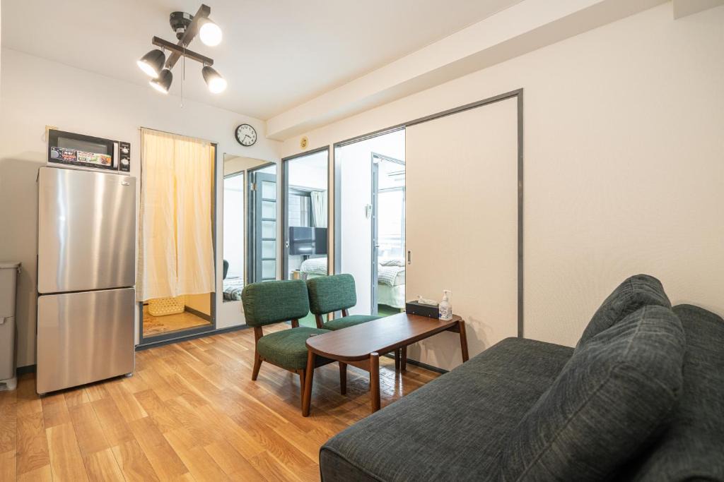 Takadanobaba Apartment | Two-bedroom, 6-minute walk to the Yamanote Line