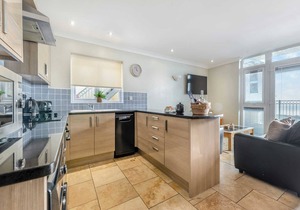 2 bedroom accommodation in Pendine, near Amroth in Carmarthen