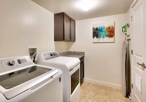 6D Moab RedCliff Condo Pet Friendly Pool and Hot Tub in Moab