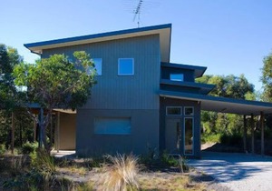 Absolute Serenity I Bush Views I 2 Living Rooms in FAIRHAVEN