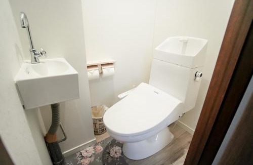 Asakusa Apartment | せんそうじ徒歩圏 l Asakusa 5 Chome KazeNoItsu 101