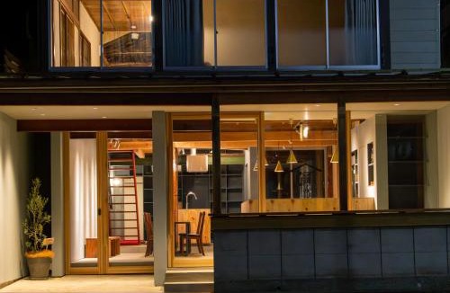 Yuzawa-machi Hostel | ゲストハウス&スタンドパブ 軒の灯