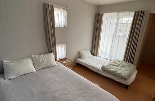 Matsuyama House | 一棟貸切の民宿 月 駐車場2台無料 バス停徒歩1分 市街地へ好アクセス