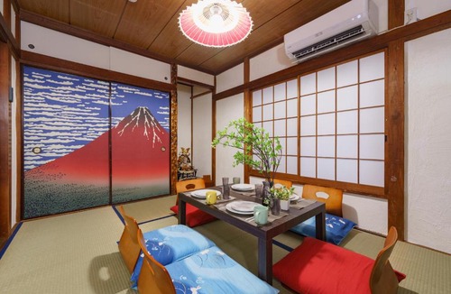 Yachiyo Apartment | 一棟貸切 成田空港直通 駅徒歩11分 浅草直通 3DK 最大10名 和風貸切 日本文化体験 桜 花見 浮世絵b