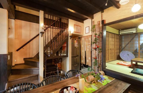 Nakagyo Ward House | 京町家 椿庵 京都 Tsubaki Ann Kyoto