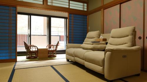 Fukushima Hotel | 信夫温泉青州