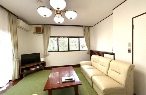 Kinugawa Onsen Hotel | 楓リゾート鬼怒川温泉 気品あふれる ゆとりの一棟貸し和邸