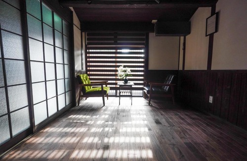 Inuyama Apartment | 游月庵