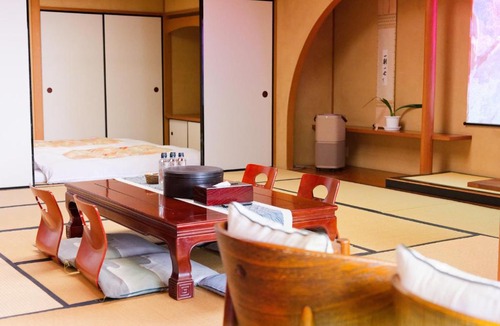 Atami Hotel | 熱海の隠れ里