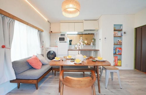 Setagaya Apartment | 15min to Shinjuku, 5min Walk from the Station, Cozy Private House, Ideal base for sightseeing in Tokyo, Peaceful Area, Coffee & Cinema, Blue Atelier Toko