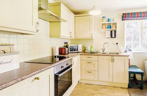West Burton Cottage | 2 bedroom accommodation in West Burton, near Leyburn
