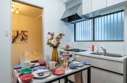 Konohana House | 2 min walk from Hanshin Chidoribashi Station｜3DK house for rent｜Max 12 people｜Great access to USJ