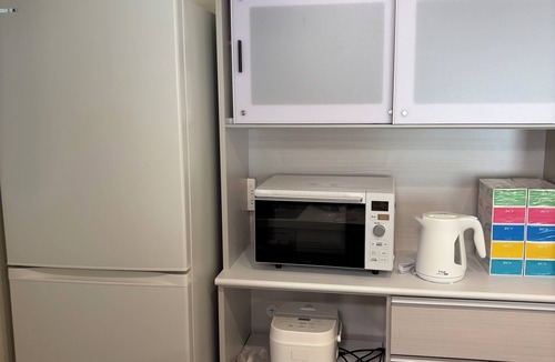 Adachi House | 2-Min Walk to Koya Station | Brand-New 4BR Private House | Free Parking & Wi-Fi