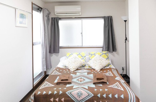 Nishi-Shinjuku Apartment | 5 min. walk from Nishi-Shinjuku 5-chome Station & Table bed & 20 sq.m. with veranda