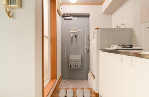 Takadanobaba Apartment | 7minute walk from JR Takadanobaba Station, 11 minutes from Shinjuku ,Wi-Fi, simple and high-quality space