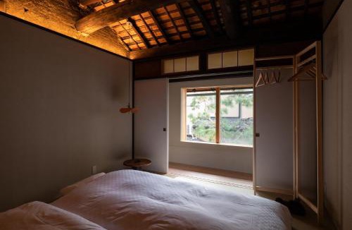 Kamigyo House | A day in khaki - Muromachi
