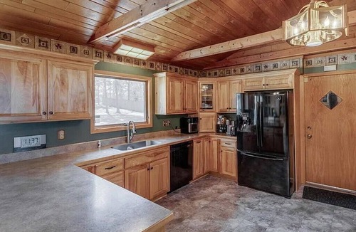 Brainerd House | Brainerd Waterfront Lake Retreat Sleeps 20+ Hot Tub, Sand Beach, Great Fish