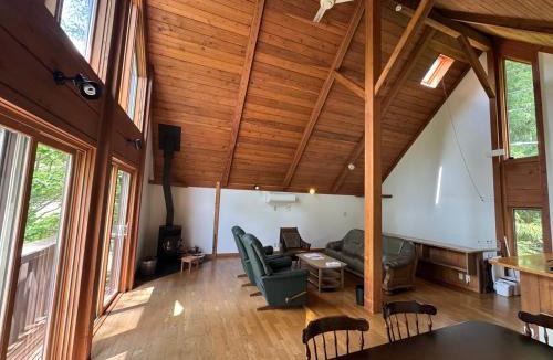 Fujikawaguchiko House | Cabin E Jacuzzi BBQ Hammock Lake Saiko Mt Fuji