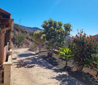 La Montana Ski Chalet | CASA PABLITO