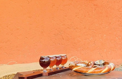 Valle de Guadalupe Cabin | Charming cabin #1 at Cerveceria Bellinghausen with WiFi, AC