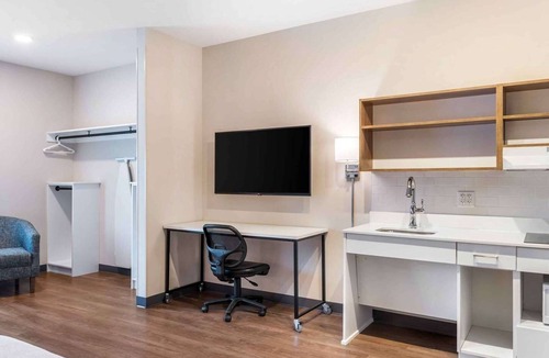 Trailer Estates House | Comfortable Room Steps from Shopping & Dining