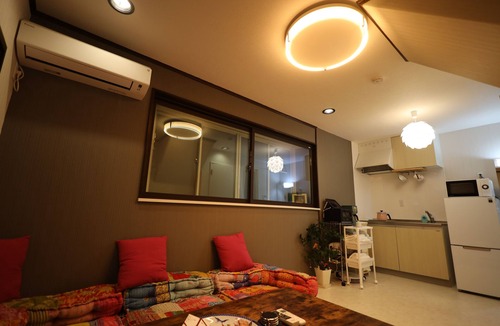Honan House | Cozy 2-bedroom house in charming Suginami with AC