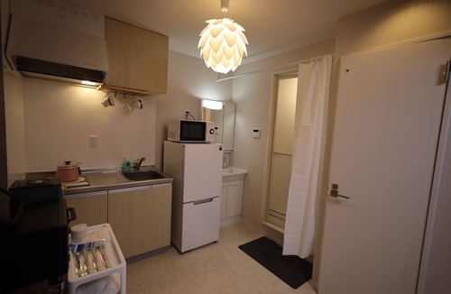 Honan House | Cozy 2-bedroom house in charming Suginami with AC